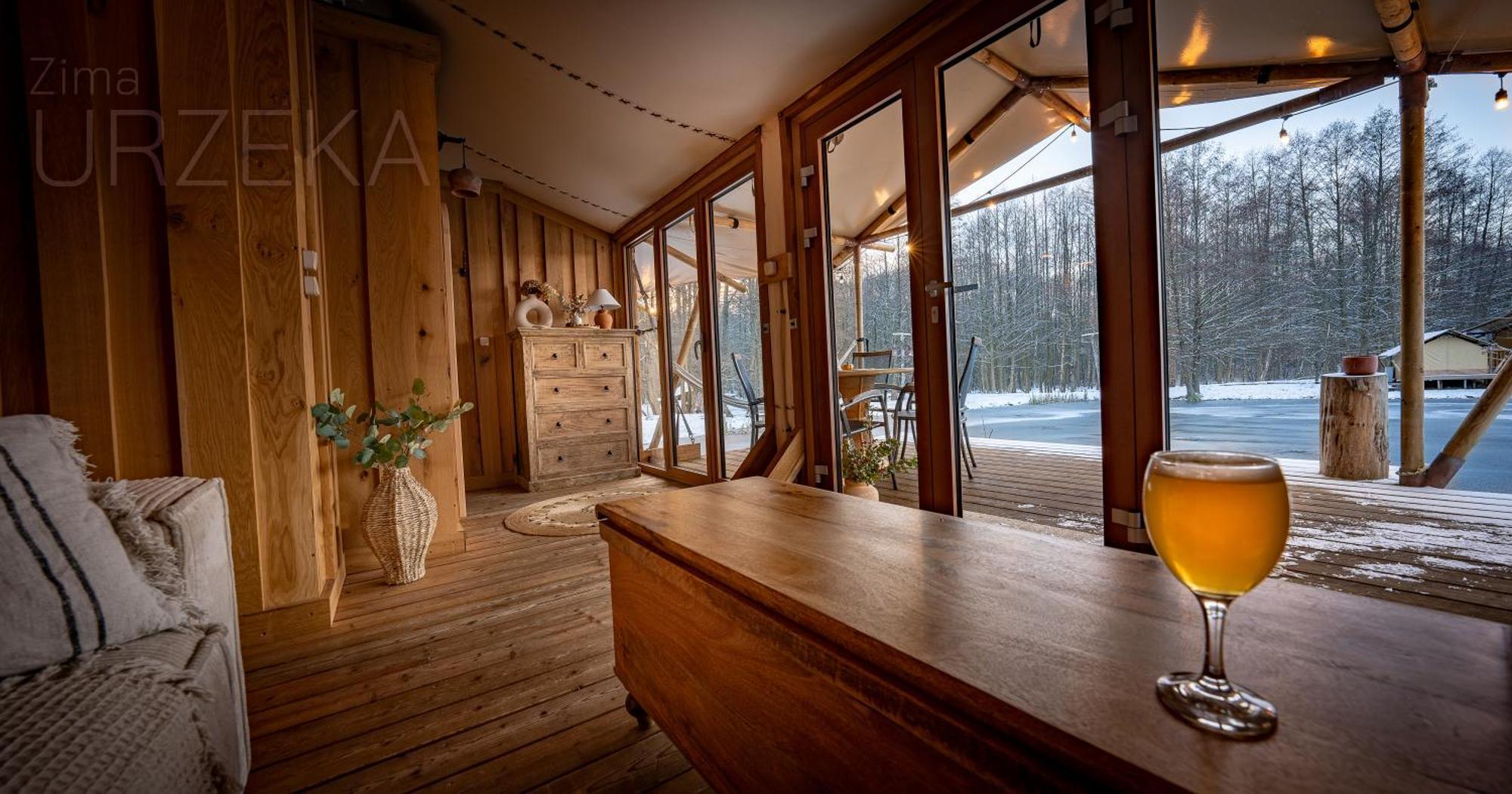 Urzeka Hotel Drzewce  Luaran gambar